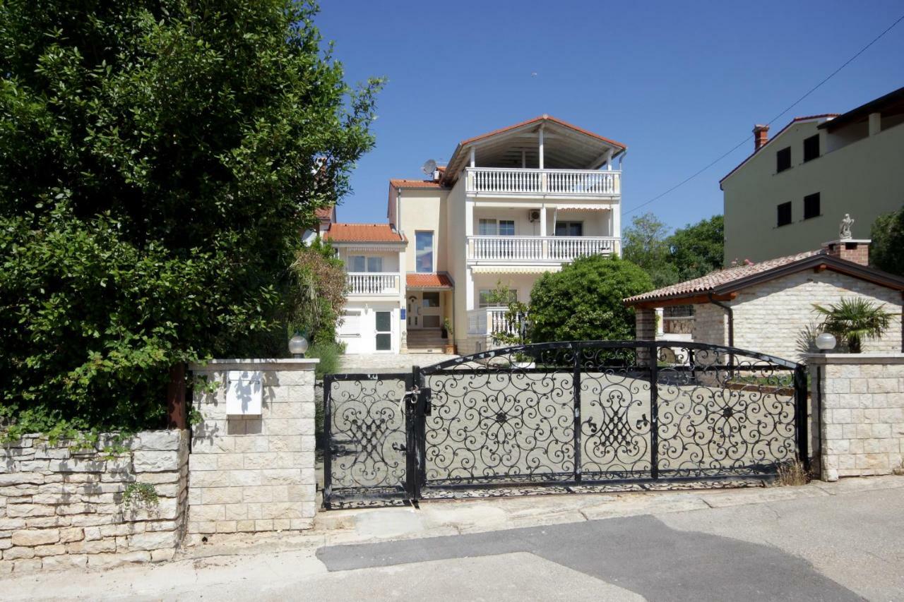 Apartments Domic Banjole Exterior foto
